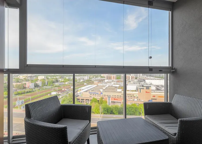 13Th Floor Arkadia Apartment By Nyx Apart